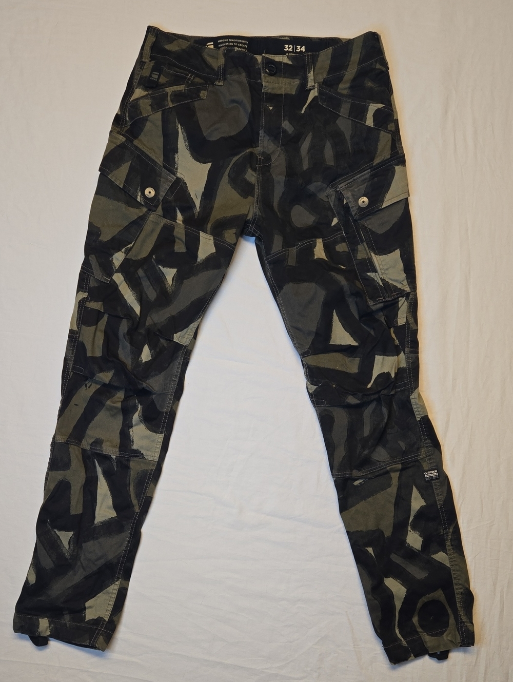 G-Star Raw Roxic Straight Tapered Cargo Jeans in Black & Olive Green Camouflage